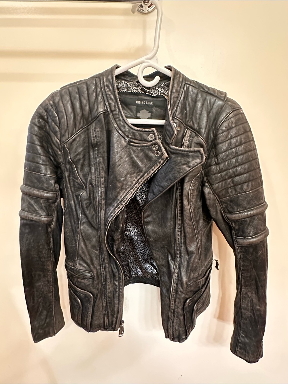 Genuine Harley Davidson Leather Riding Jacket and gloves